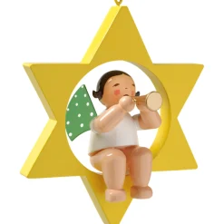 Engel mit Flöte, im Stern