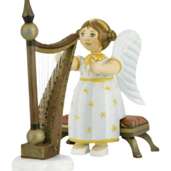 Engel sitzend mit Harfe