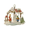 Haus mit Schneemann und Kindern