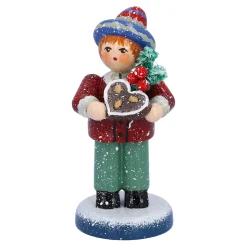 Junge mit Lebkuchenherz